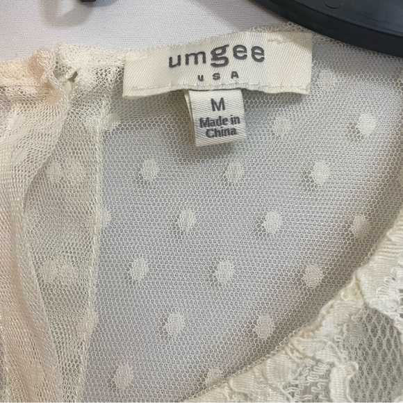 Umgee See through Lace Embroidery Blouse - Picture 3 of 7